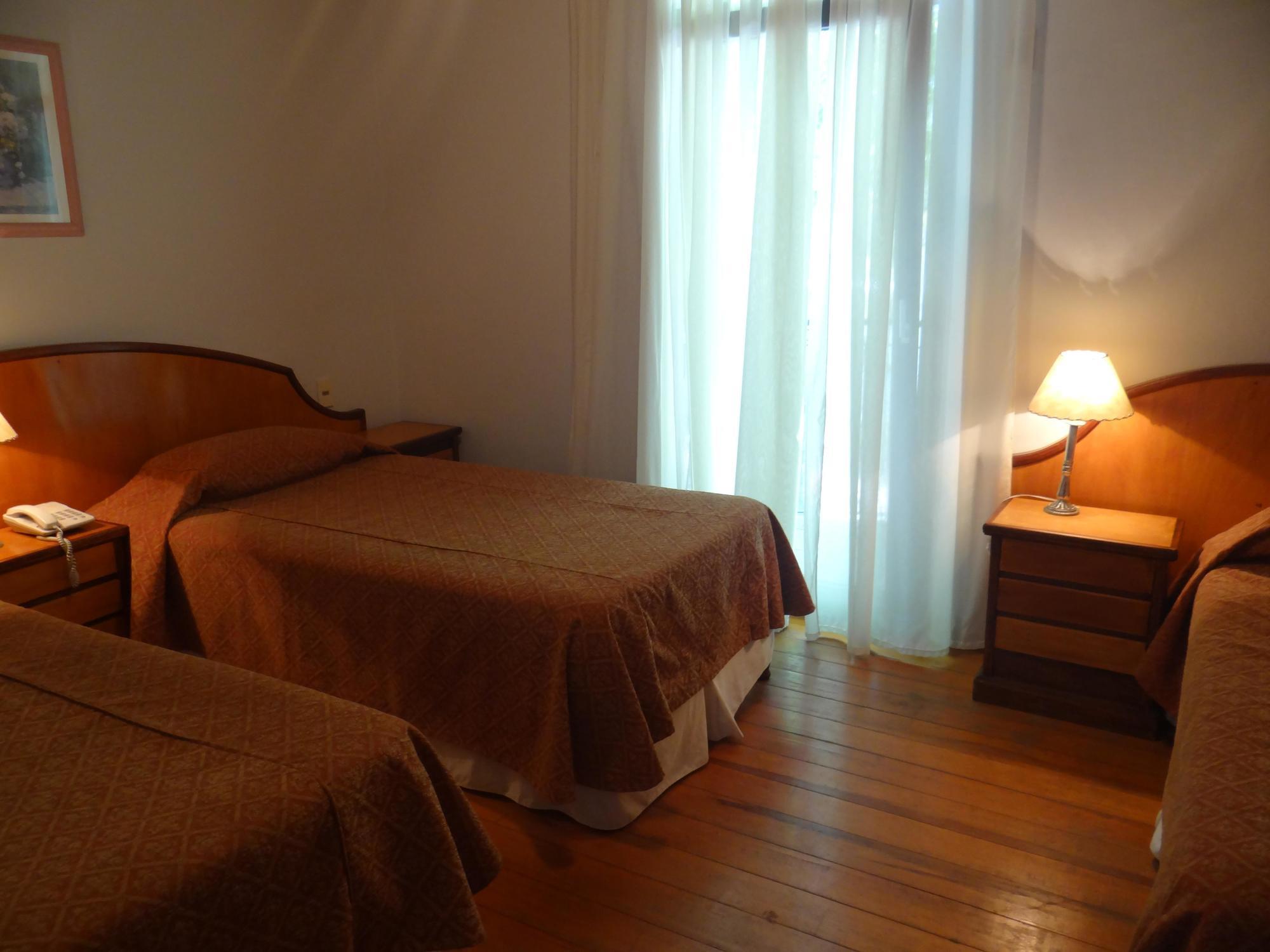 Hotel Italiano Колонія-дель-Сакраменто Екстер'єр фото