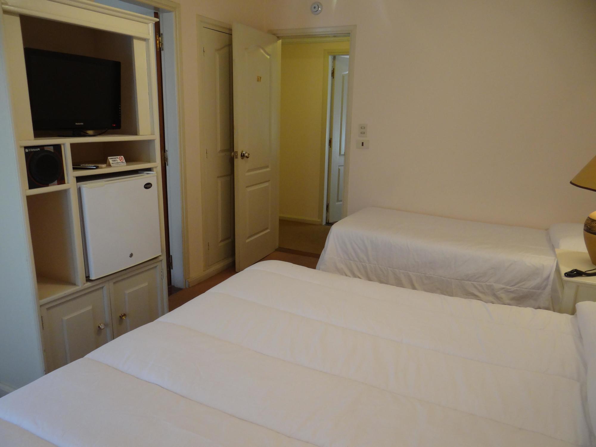 Hotel Italiano Колонія-дель-Сакраменто Екстер'єр фото