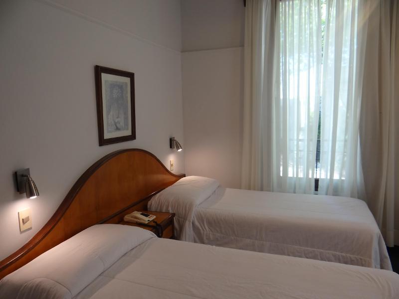 Hotel Italiano Колонія-дель-Сакраменто Екстер'єр фото